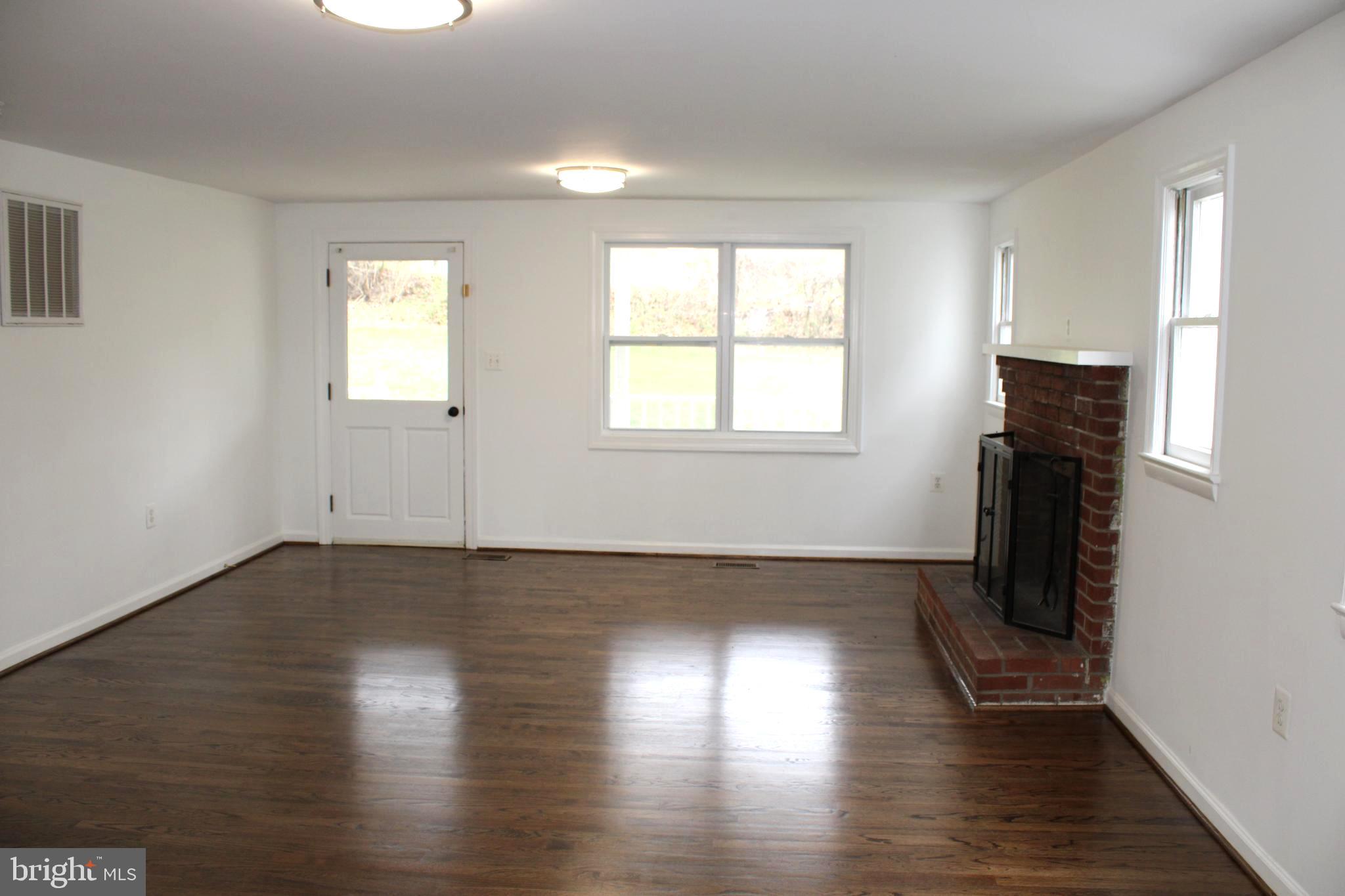 653 Pine Grove Road Bluemont, VA 20135 - Photo 7 of 30 From Kitchen into Living Area