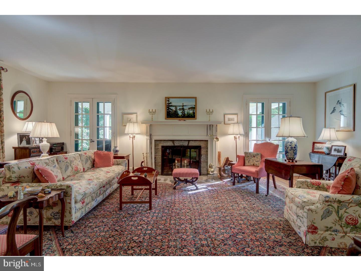 227 Broughton Lane Villanova, PA 19085 - Photo 4 of 22 Living Room