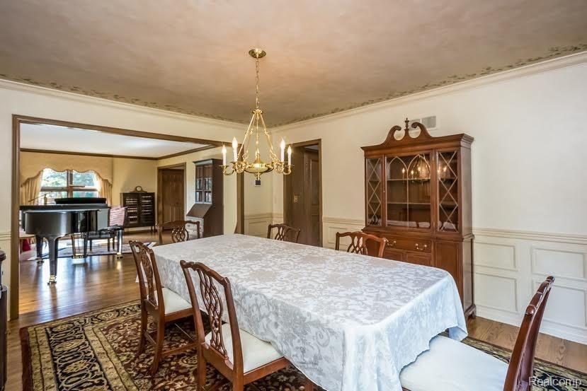 2908 River Trail Drive Rochester, MI 48309 - Photo 11 of 22 unnamed6.jpg