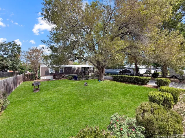 $135,000 | 1521 Pecan Drive Northwest, McQueeney, TX 78123