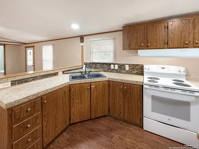 $135,000 | 1521 Pecan Drive Northwest, McQueeney, TX 78123