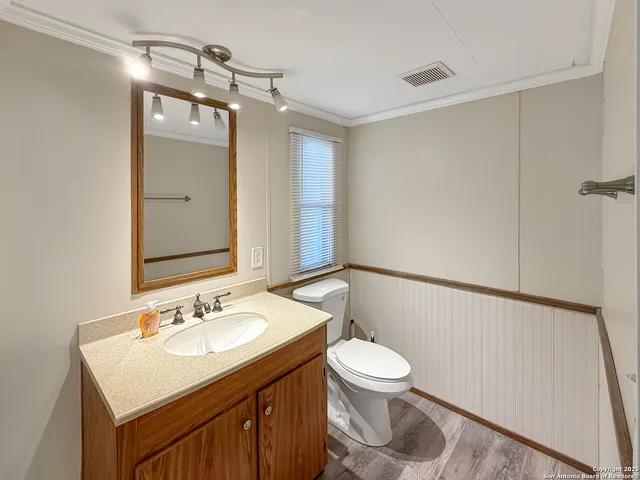 $135,000 | 1521 Pecan Drive Northwest, McQueeney, TX 78123