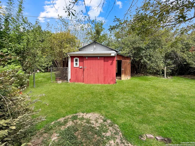 $135,000 | 1521 Pecan Drive Northwest, McQueeney, TX 78123