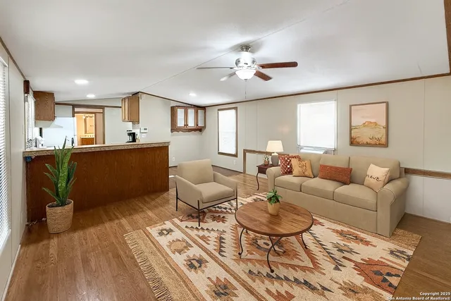 $135,000 | 1521 Pecan Drive Northwest, McQueeney, TX 78123