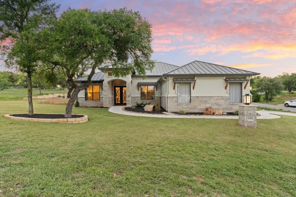 $764,900 | 1122 Faultline Drive, Horseshoe Bay, TX 78657