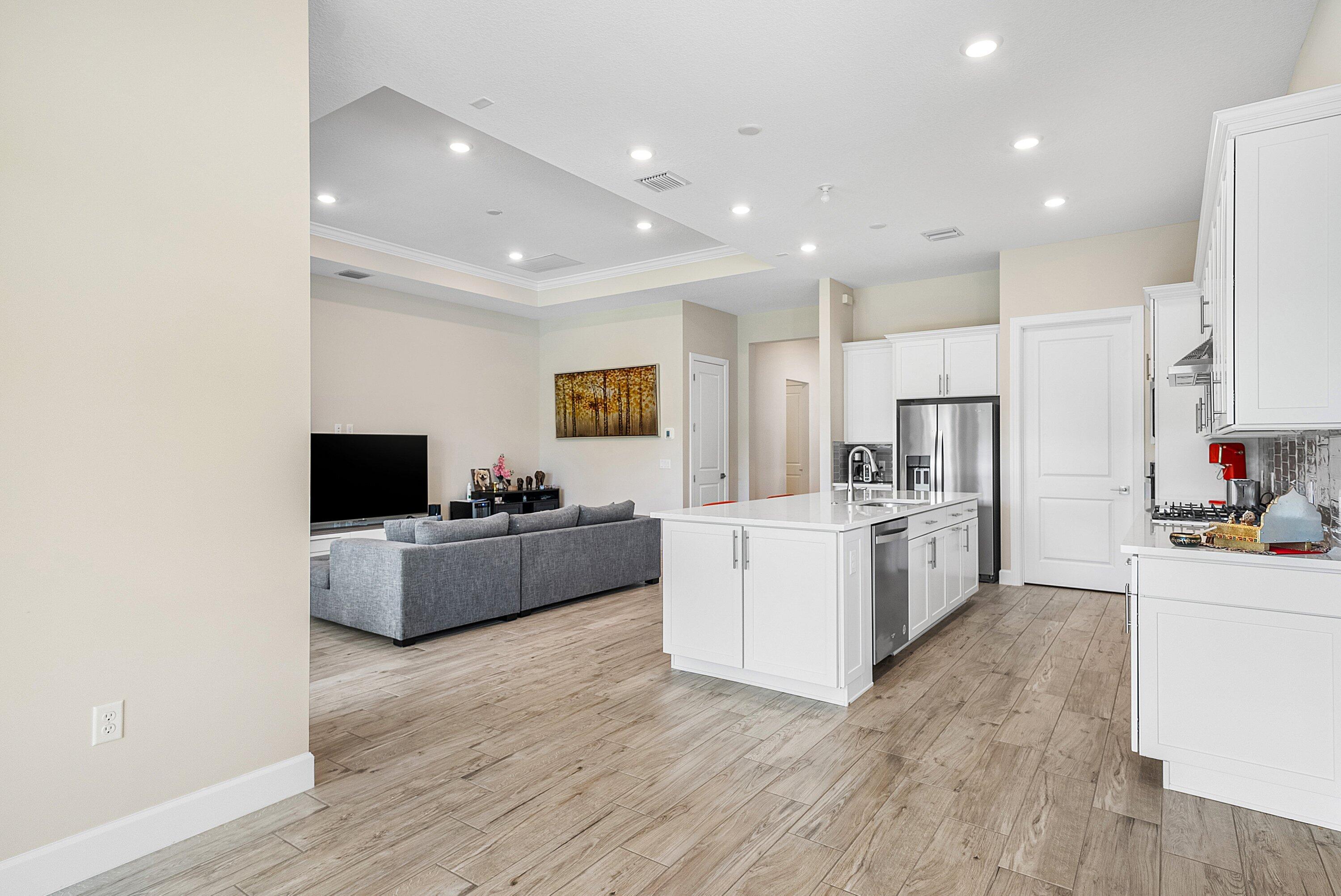 349 Geillis Path Delray Beach, FL 33445 - Photo 14 of 60 014-349GeillisPath-DelrayBeach-FL-33445-