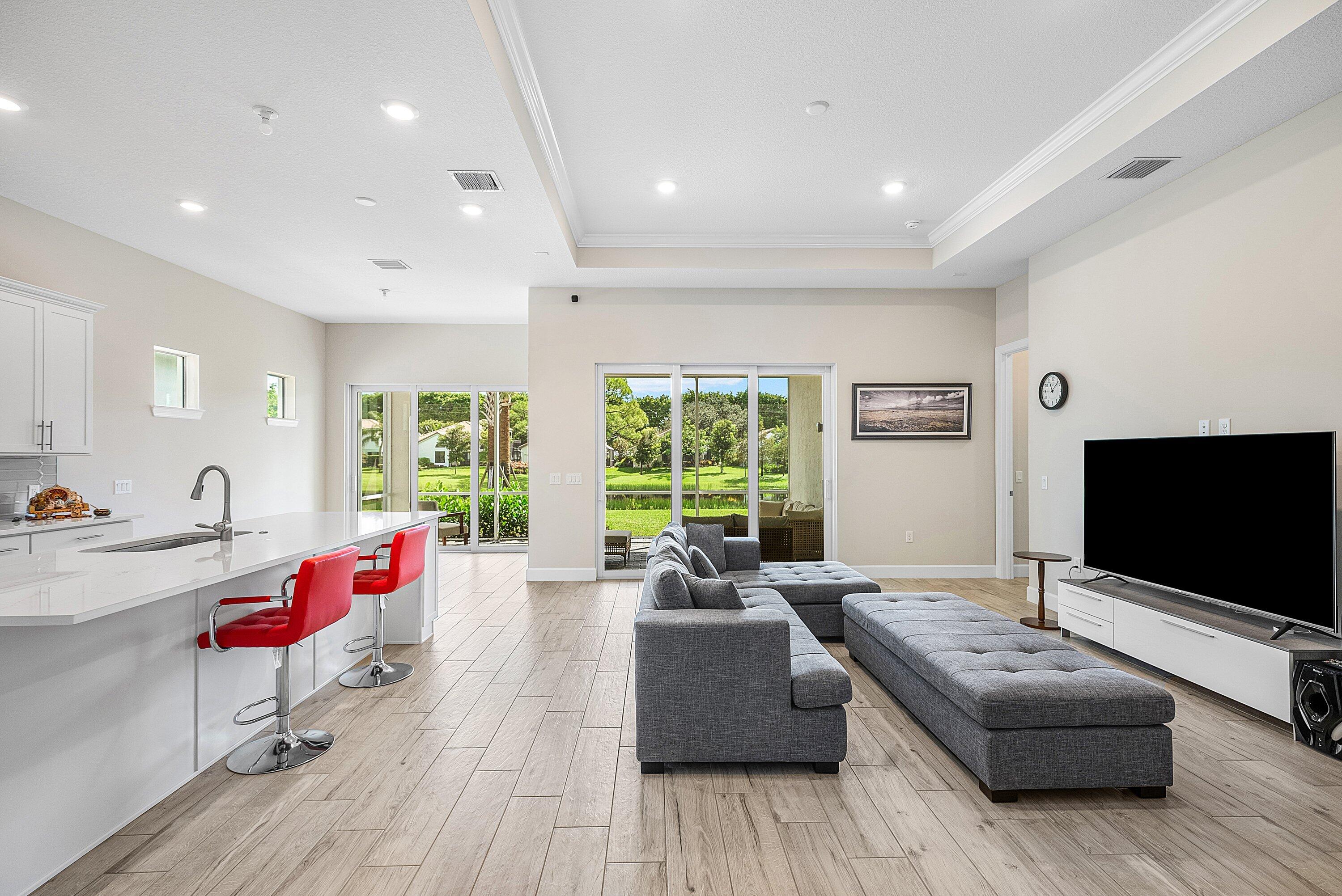 349 Geillis Path Delray Beach, FL 33445 - Photo 4 of 60 004-349GeillisPath-DelrayBeach-FL-33445-