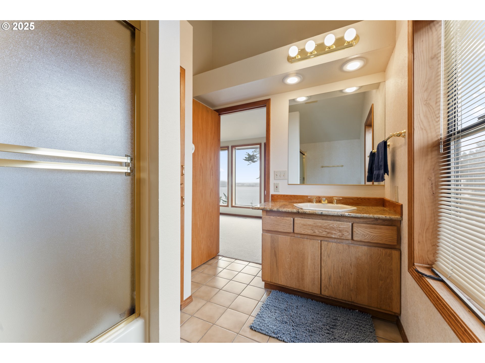 620 John Avenue Coos Bay, OR 97420 - Photo 28 of 44