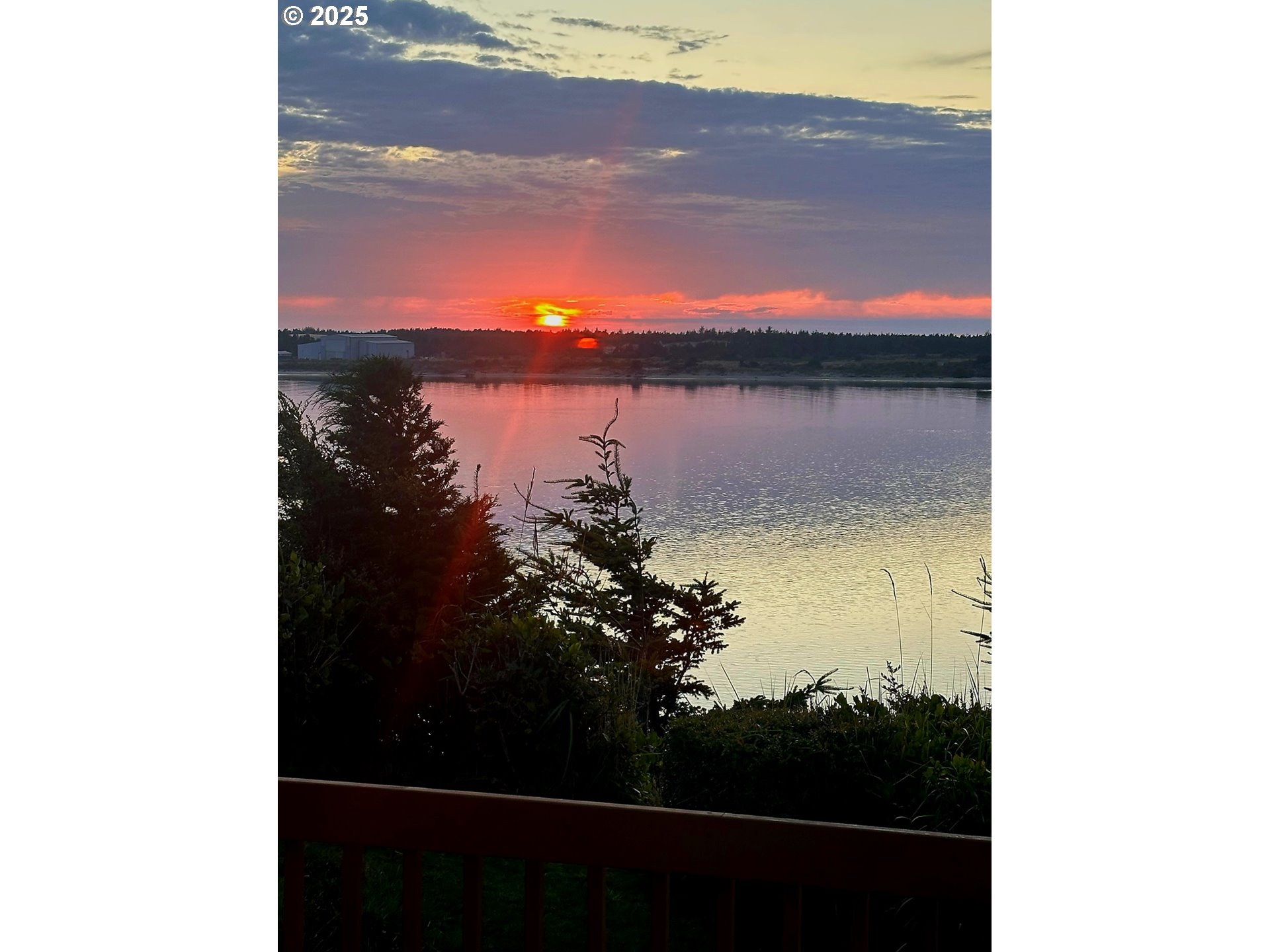 620 John Avenue Coos Bay, OR 97420 - Photo 41 of 44