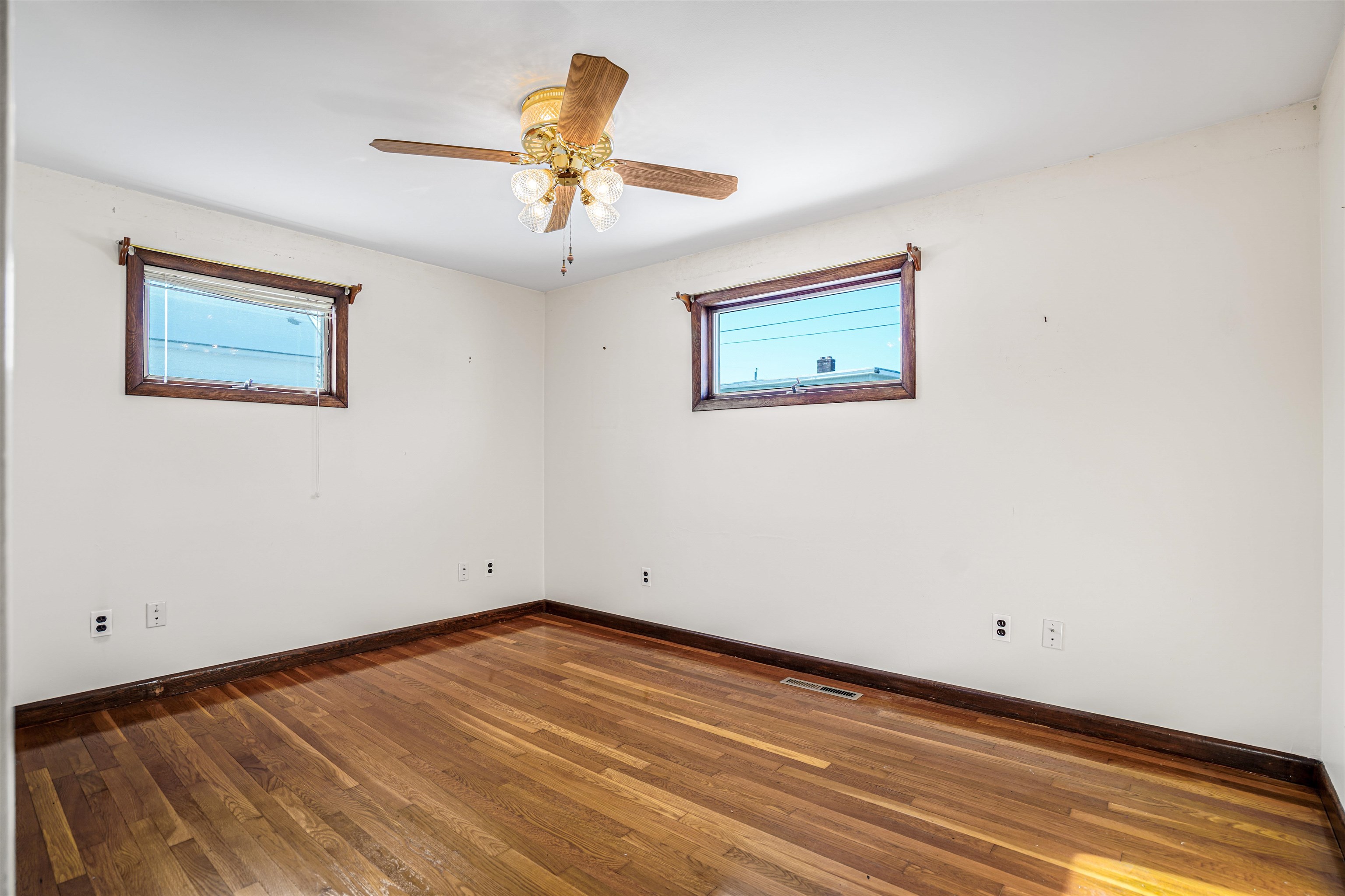 80 Overland Street Manchester, NH 03103 - Photo 15 of 42 Gallery Image 15