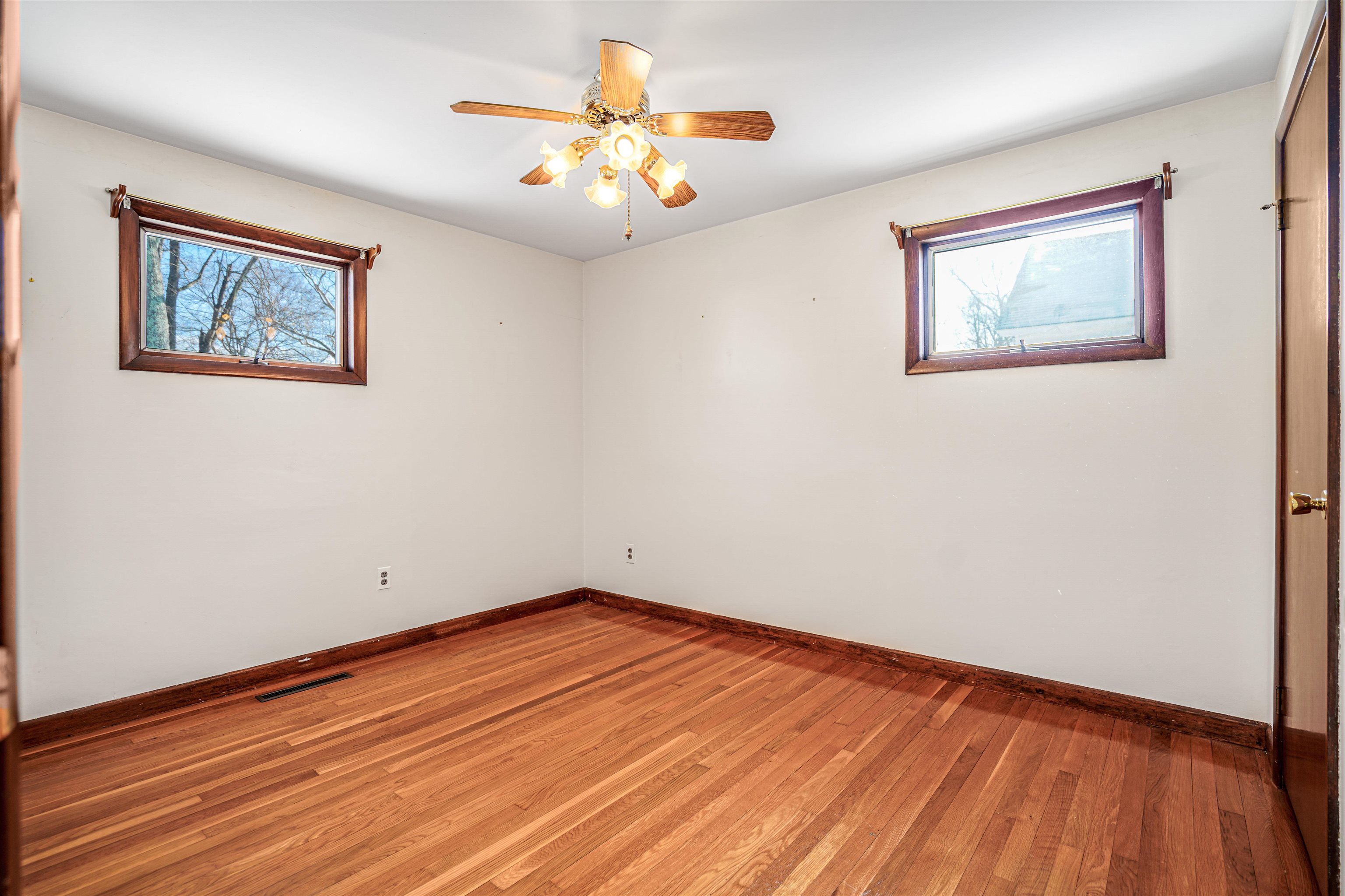 80 Overland Street Manchester, NH 03103 - Photo 17 of 42 Gallery Image 17