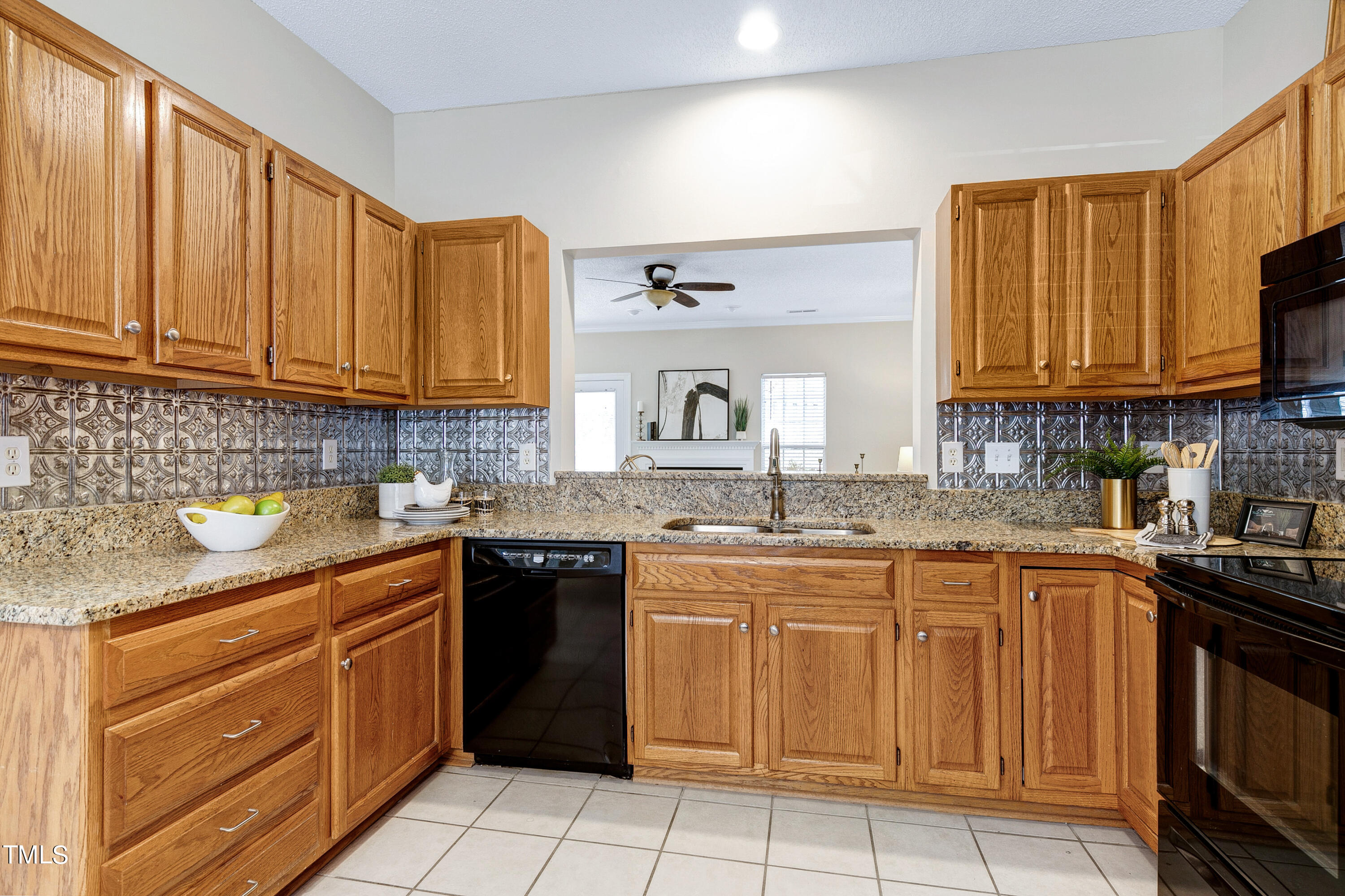 4414 Still Pines Drive Raleigh, NC 27613 - Photo 11 of 36 259A8143
