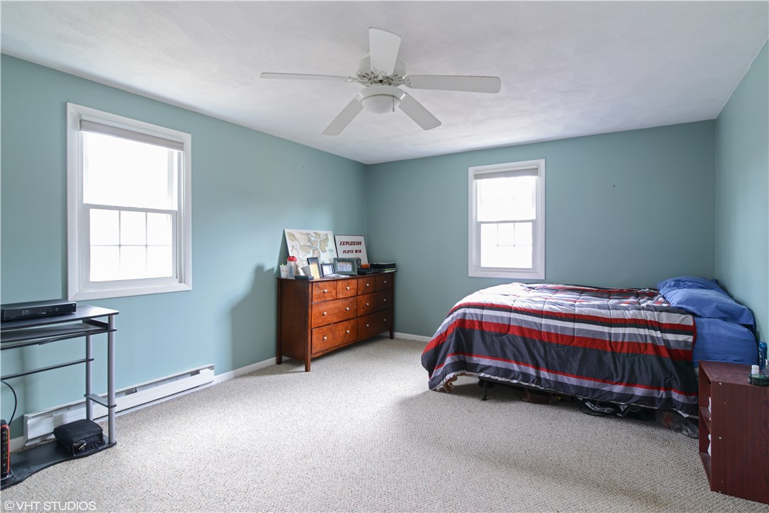 110 Conanicus Road Narragansett, RI 02882 - Photo 12 of 14 Gallery Image 12