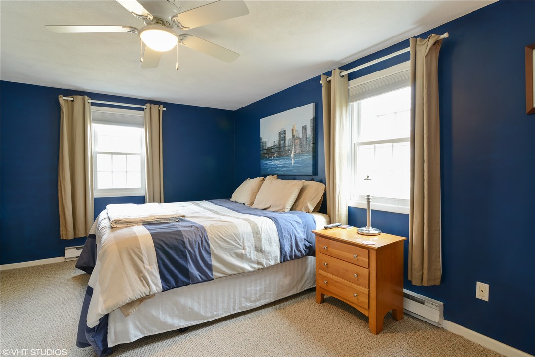 110 Conanicus Road Narragansett, RI 02882 - Photo 9 of 14 Gallery Image 9