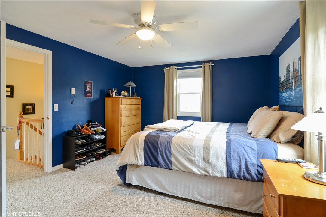 110 Conanicus Road Narragansett, RI 02882 - Photo 10 of 14 Gallery Image 10