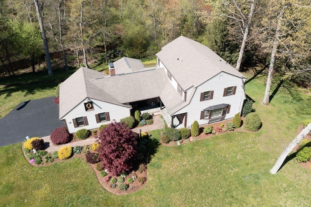 43 Pleasant View Road Wilbraham, MA 01095 - Photo 3 of 41 Gallery Image 3