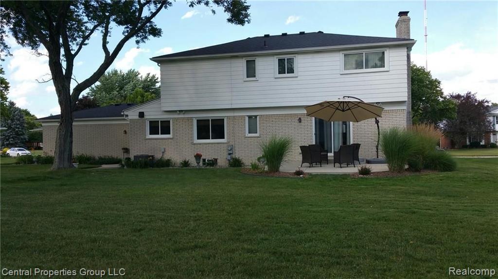 25263 Branchaster Road Farmington Hills, MI 48336 - Photo 26 of 30