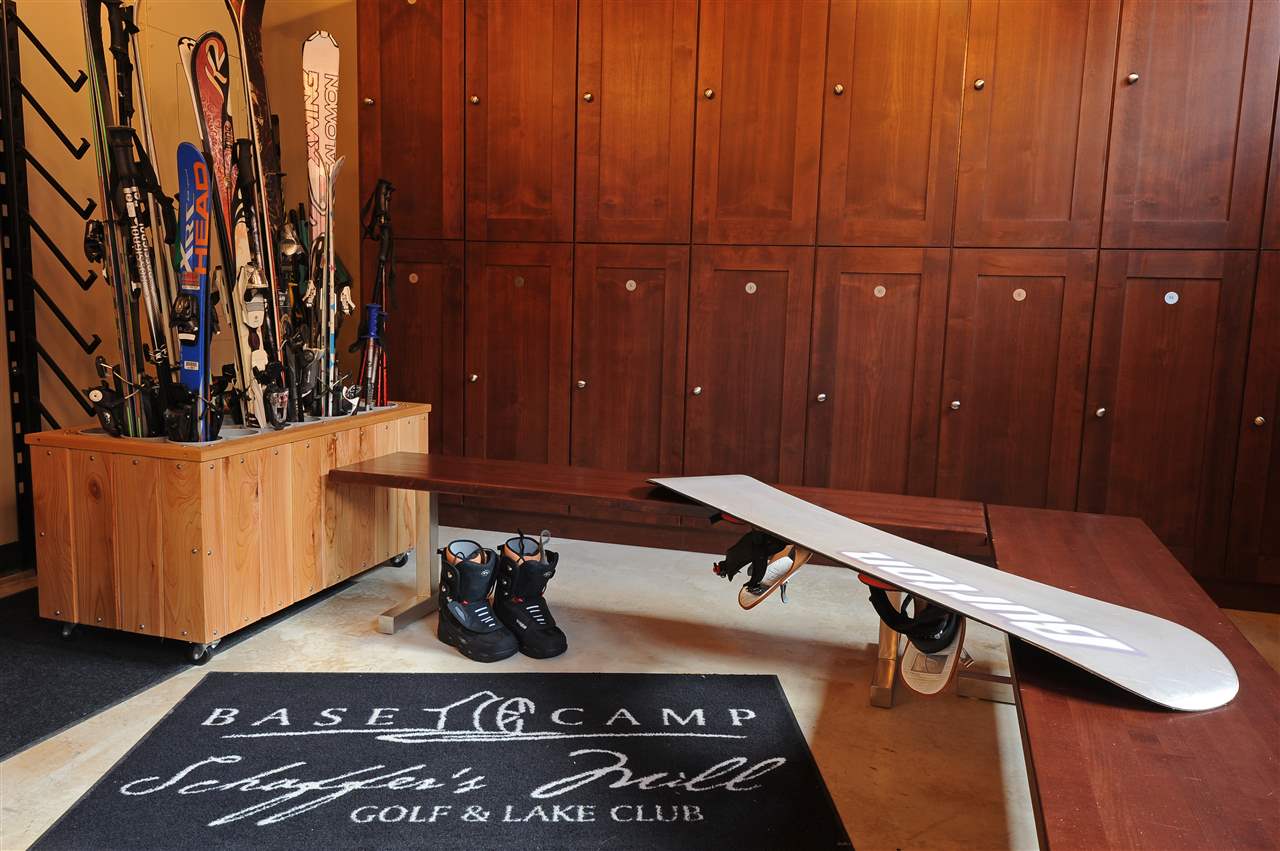 9304 Nine Bark Road Truckee, CA 96161 - Photo 10 of 21