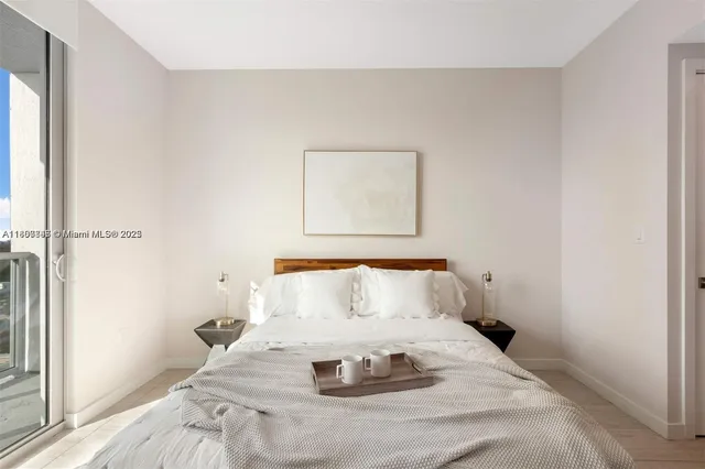 $495,000 | 3900 Biscayne Boulevard, Unit N905, Miami, FL 33137