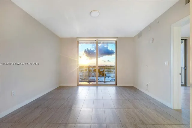 $495,000 | 3900 Biscayne Boulevard, Unit N905, Miami, FL 33137