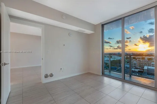 $495,000 | 3900 Biscayne Boulevard, Unit N905, Miami, FL 33137