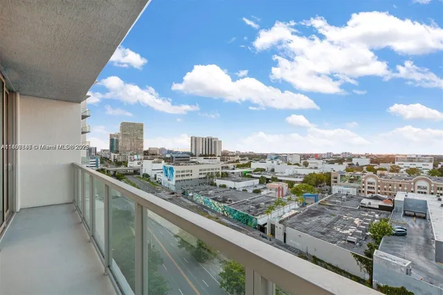 $495,000 | 3900 Biscayne Boulevard, Unit N905, Miami, FL 33137