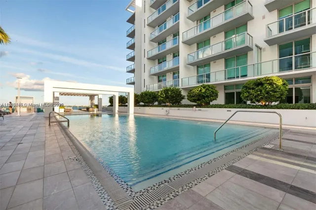 $495,000 | 3900 Biscayne Boulevard, Unit N905, Miami, FL 33137