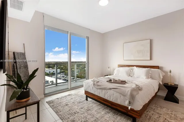 $495,000 | 3900 Biscayne Boulevard, Unit N905, Miami, FL 33137