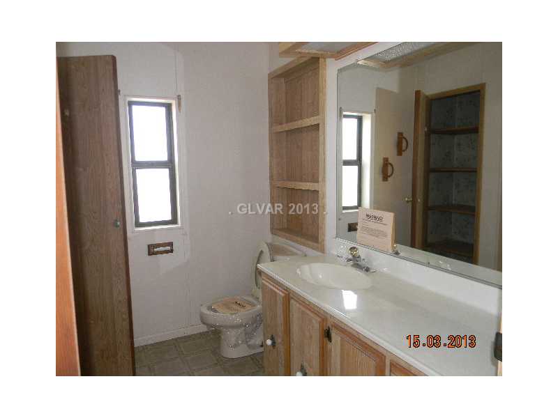 3820 Horn Road Pahrump, NV 89048 - Photo 6 of 15 Master Bath/Spa.