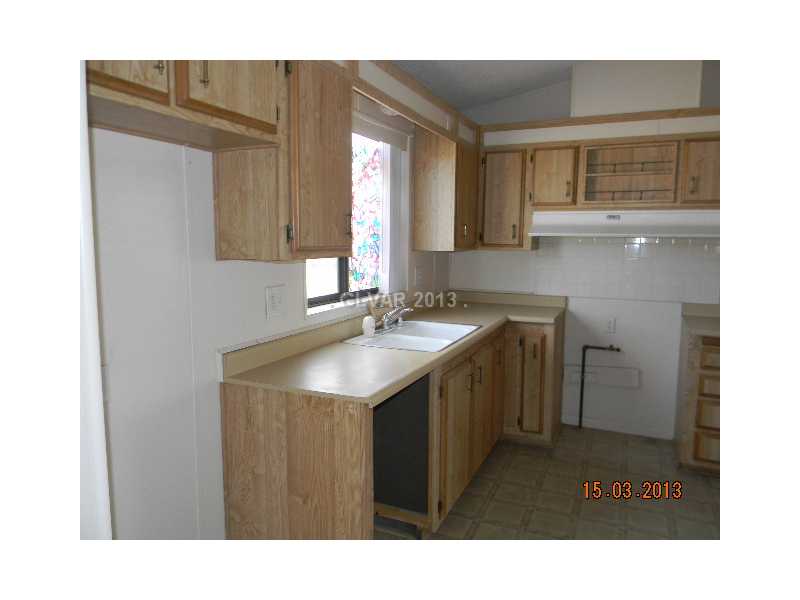3820 Horn Road Pahrump, NV 89048 - Photo 8 of 15 Kitchen.