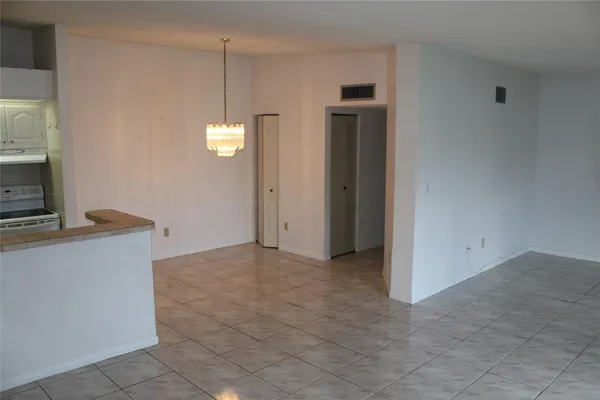 $129,000 | 9728 South Belfort Circle, Unit 206, Tamarac, FL 33321