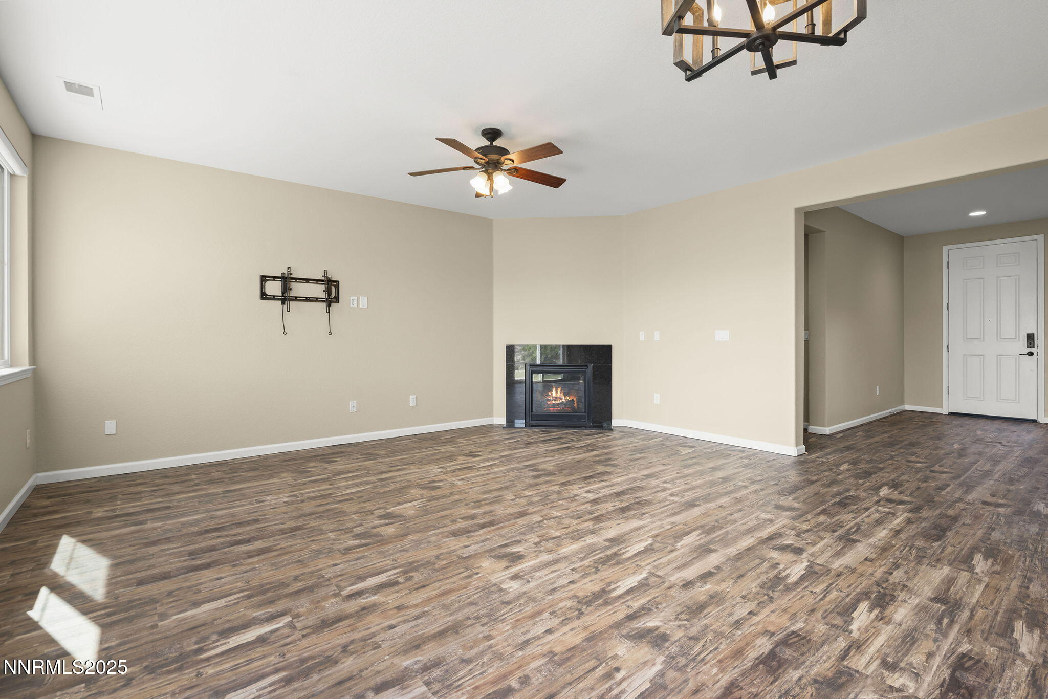 2650 Peavine Creek Road Reno, NV 89523 - Photo 10 of 35 10-web-or-mls-_DSC0444