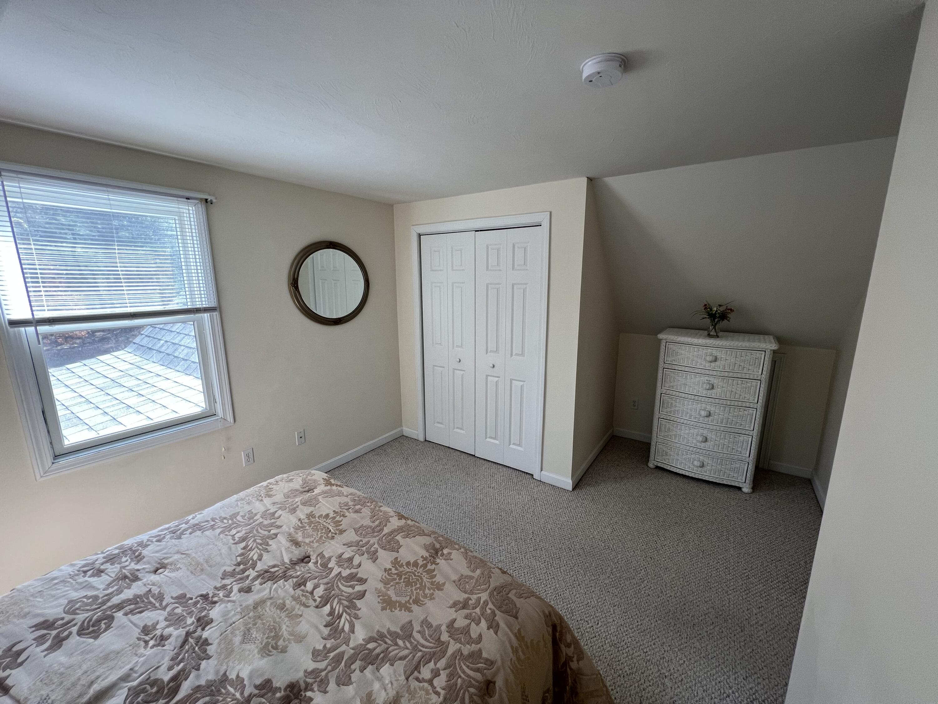 110 Degrass Road Mashpee, MA 02649 - Photo 25 of 46 a view of a livingroom with furniture