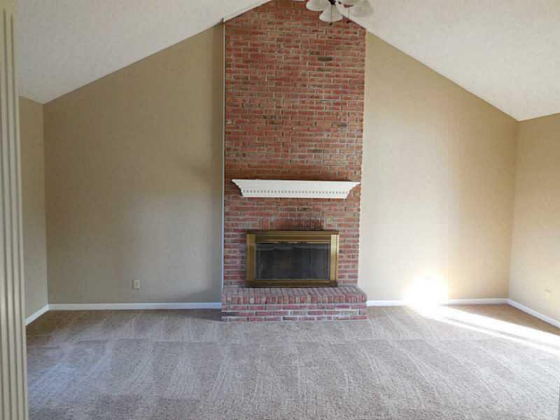 499 Rodeo Drive Indianapolis, IN 46217 - Photo 15 of 23 Gallery Image 15