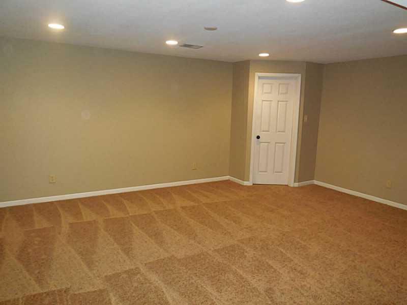 499 Rodeo Drive Indianapolis, IN 46217 - Photo 6 of 23 Gallery Image 6