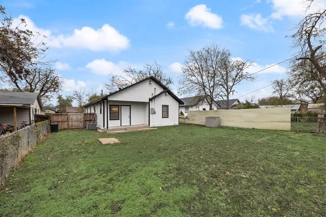 $240,000 | 3416 Thannisch Avenue, Fort Worth, TX 76105