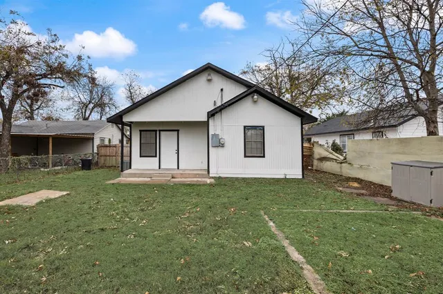 $240,000 | 3416 Thannisch Avenue, Fort Worth, TX 76105