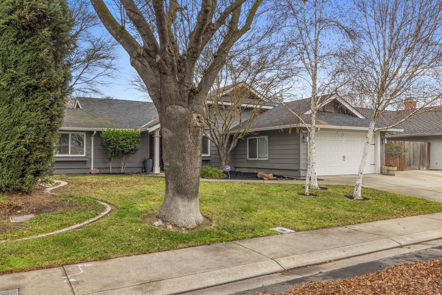 3205 Harbor Drive Modesto, CA 95355 - Photo 4 of 36