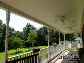 208 Woodview Drive Rutherfordton, NC 28139 - Photo 2 of 24