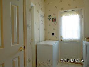 208 Woodview Drive Rutherfordton, NC 28139 - Photo 14 of 24