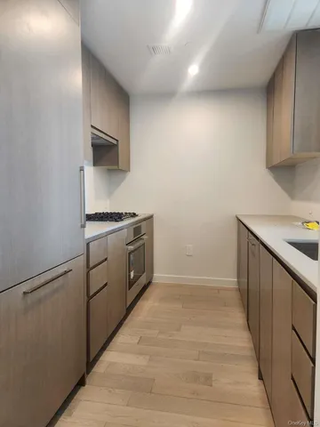 $3,999 | 131-02 40th Road | Flushing