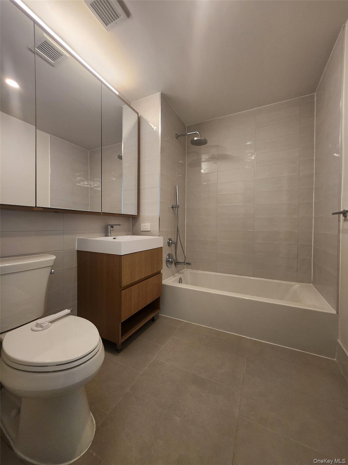 131-02 40th Road Queens, NY 11354 - Photo 9 of 23