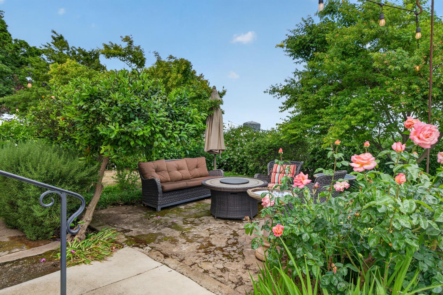 14621 East 8 Mile Road Linden, CA 95236 - Photo 5 of 38 a garden view with a seating space