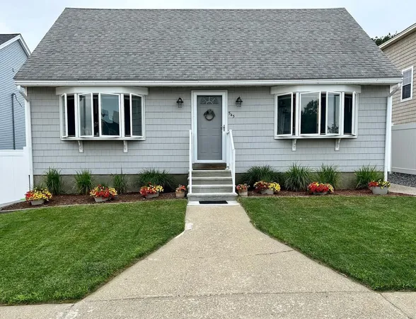 $2,800 | 545 Hudson Street, Seabrook, NH 03874