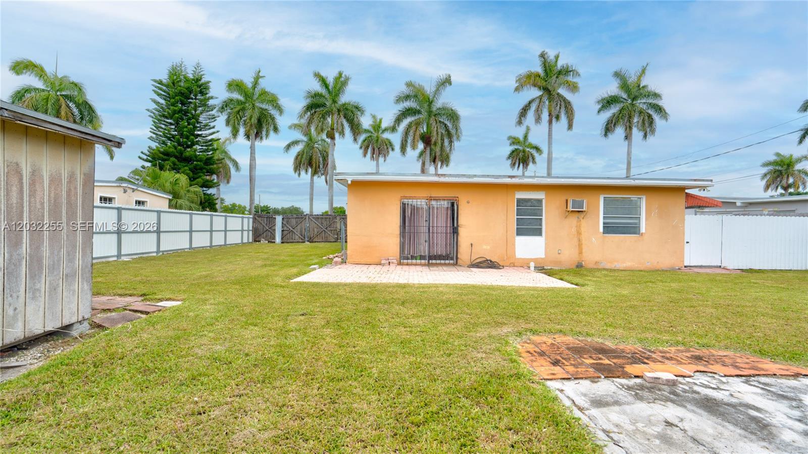 9840 Southwest 48th Street Miami, FL 33165 - Photo 10 of 43