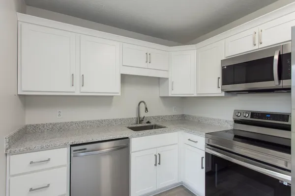 $1,700 | 2424 Robbie Court, Nashville, TN 37214