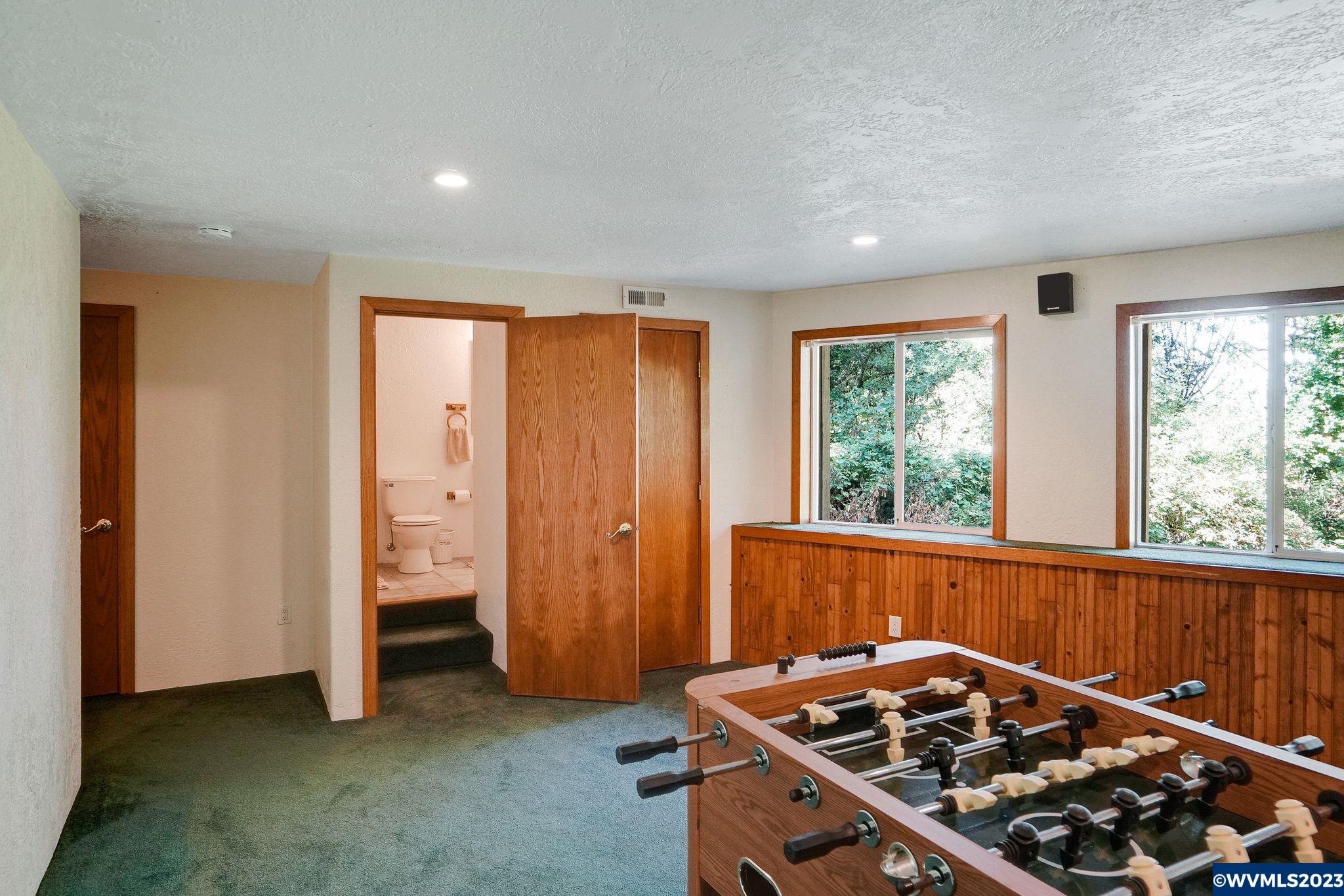 38775 Neely Road Northeast Albany, OR 97322 - Photo 26 of 42 Gallery Image 26