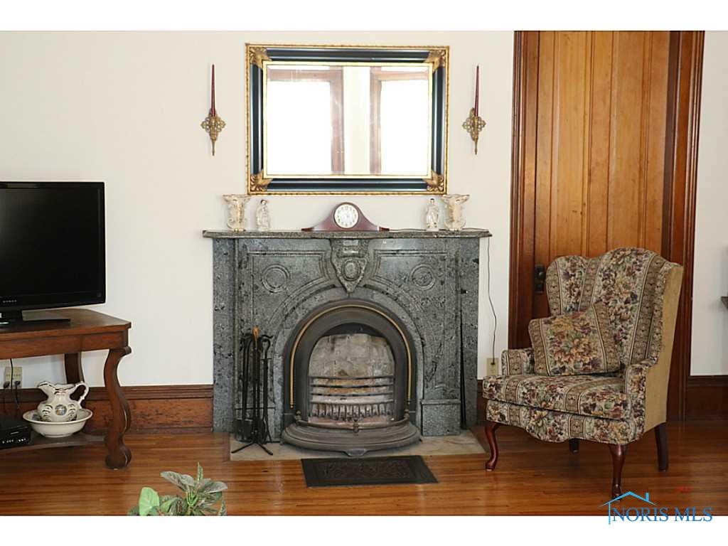 243 Rice Street Elmore, OH 43416 - Photo 3 of 20 Gallery Image 3