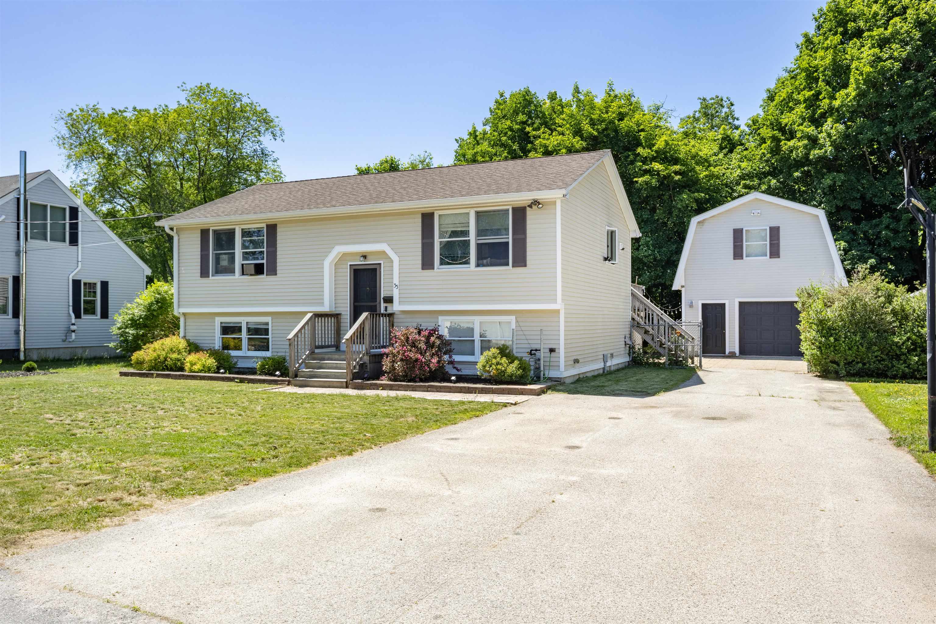 35 Western Avenue Rochester, NH 03867 - Photo 1 of 30
