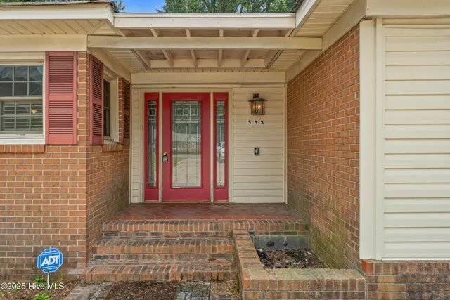 $205,000 | 533 West College Street, Warsaw, NC 28398